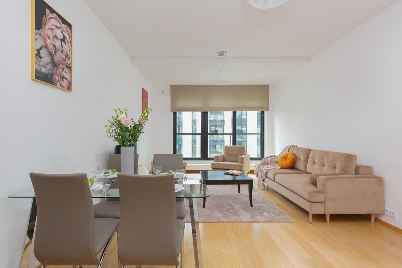 Dzielna Apartment Warsaw Wola By Noclegi Renters Dış mekan fotoğraf